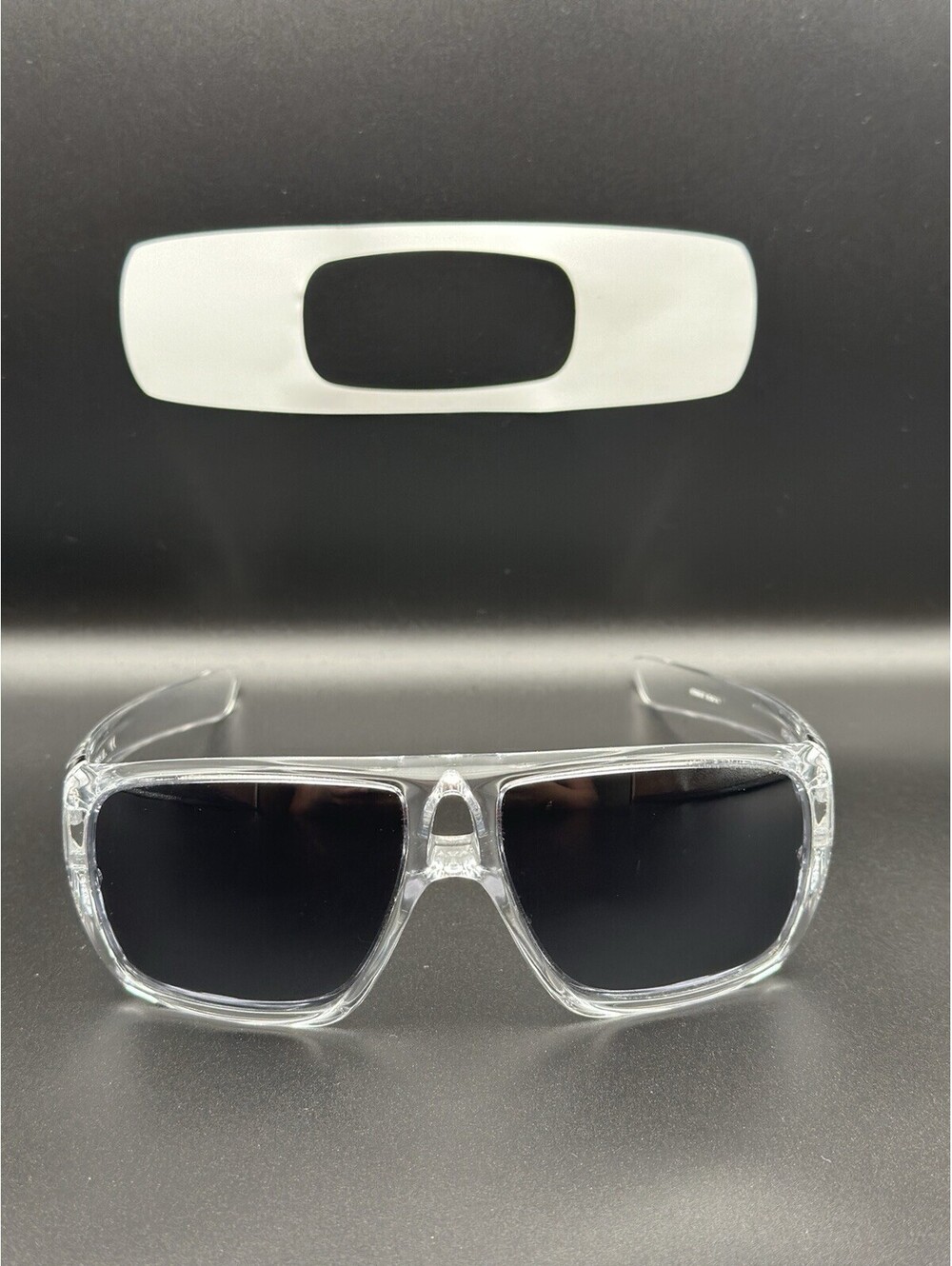Oakley Dispatch Polished Clear w/ Grey Lenses OO9090-05